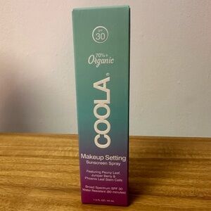 Cool’s Makeup Setting Spray SPF 30